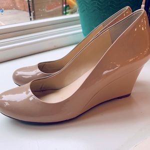 Jessica Simpson nude wedges